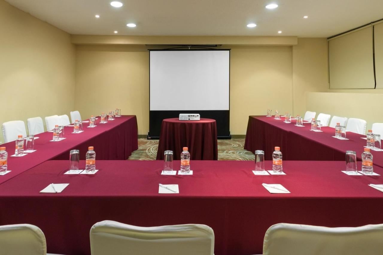 Krystal Monterrey Hotel Luaran gambar